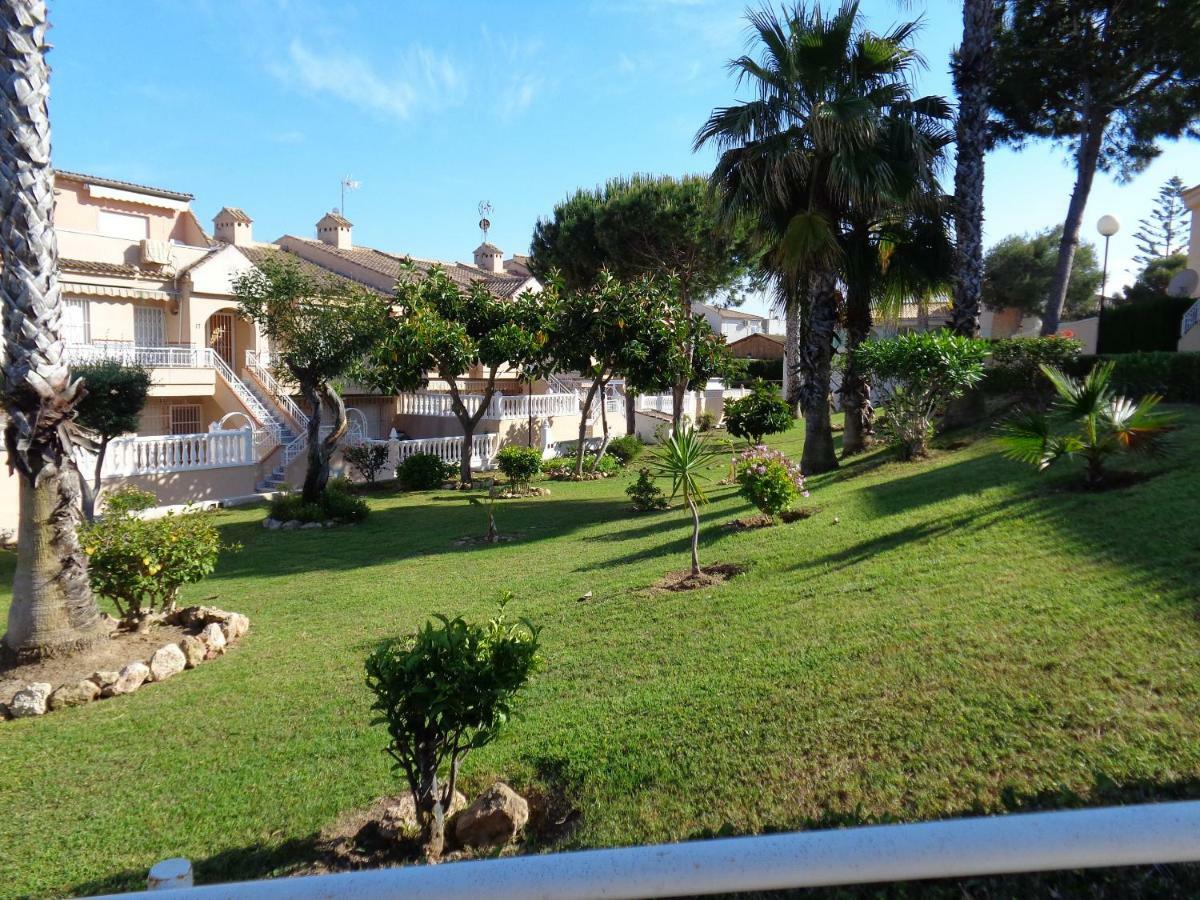 Residencial Torrealmar Con Vistas Apartment Torrevieja Ngoại thất bức ảnh